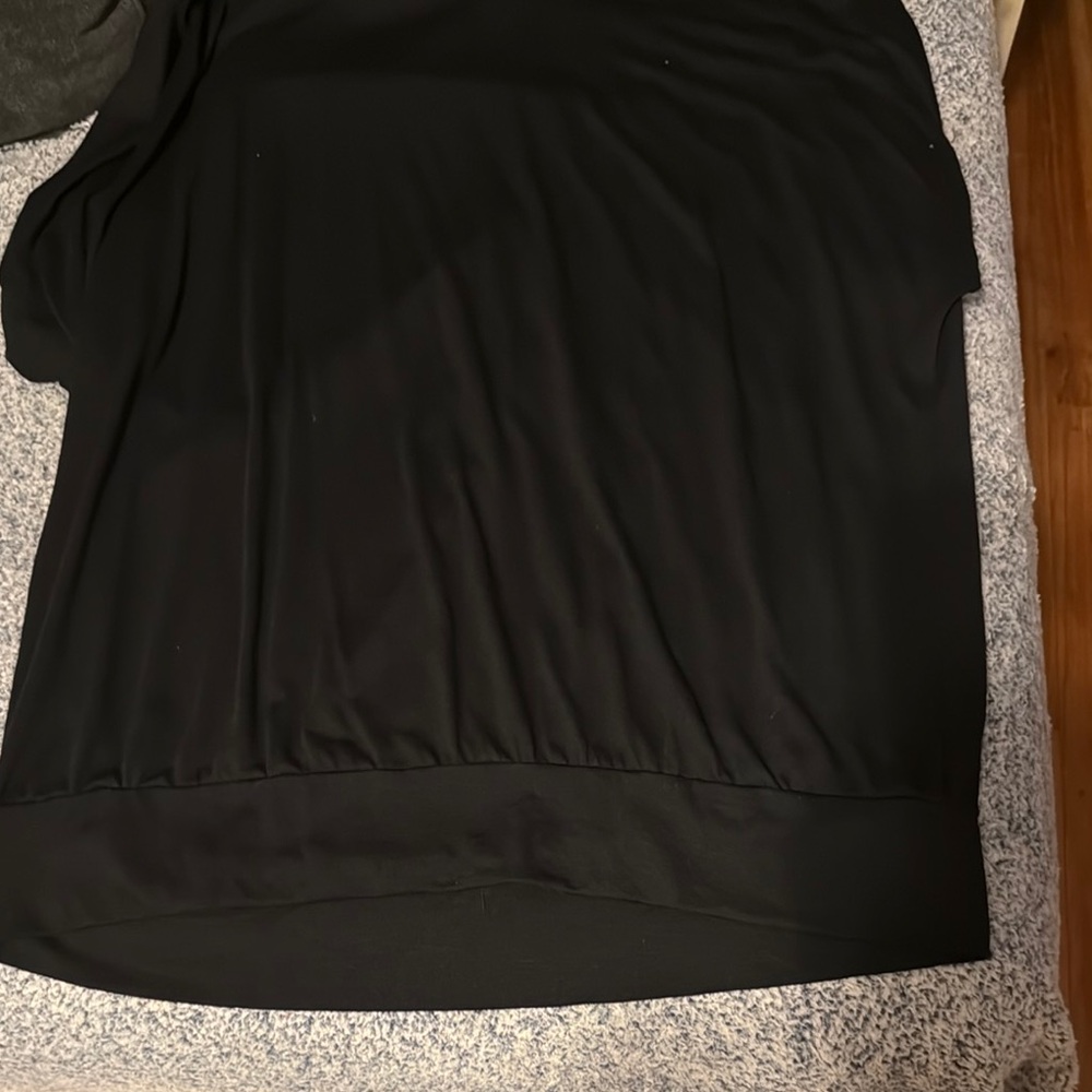 Torrid sz 2 Black La Morte Skeleton Graphic Tee - Picture 5 of 5